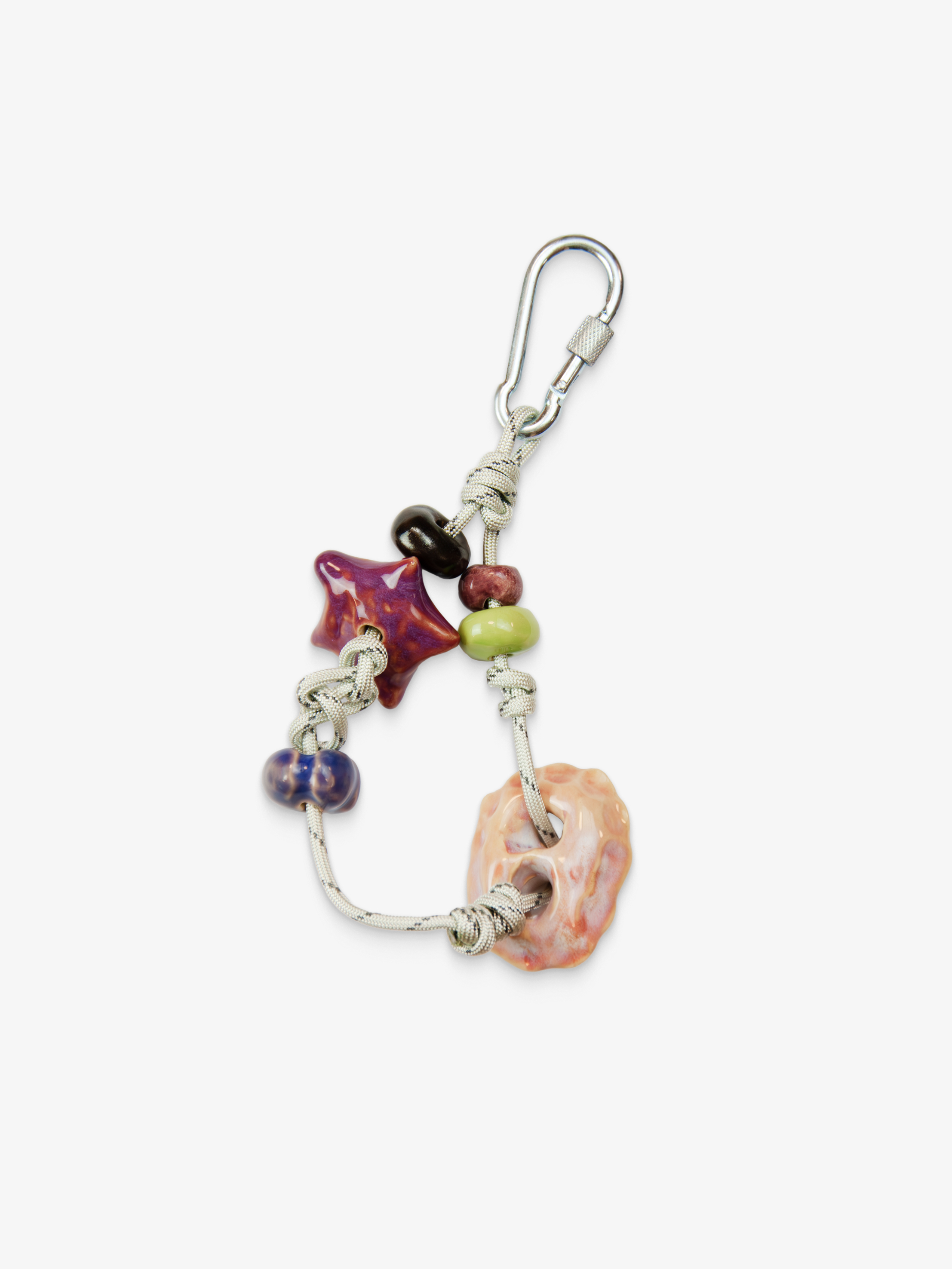 Брелок с абстрактной керамикой, фактурным шнуром и металлическим карабином, SAMPLE, 2025