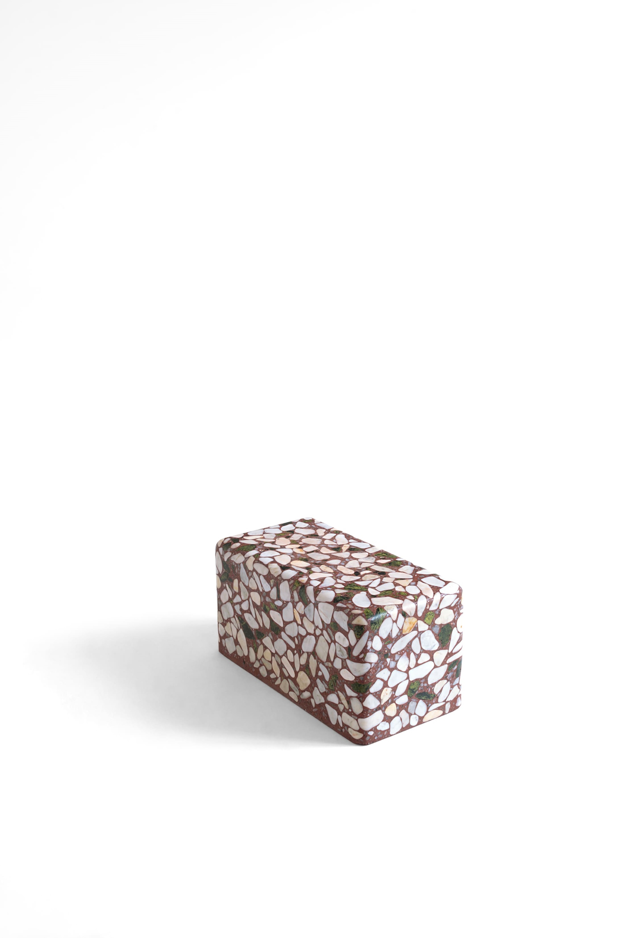 Арт-столик «Агата» из мрамора и бетона, Lick My Brick