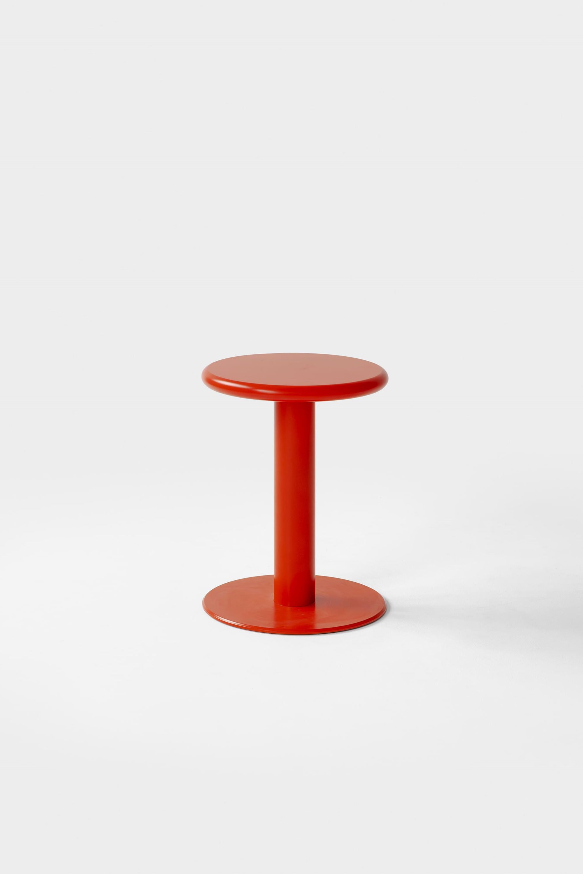 Табурет PIXEL — красный металлический табурет с круглым сиденьем, современный дизайн, минимализм