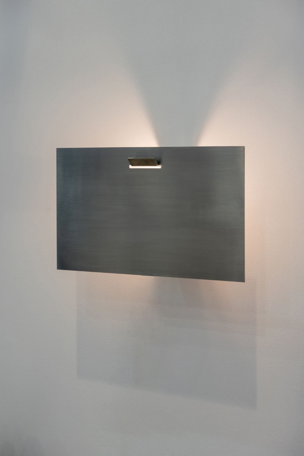 Современный настенный светильник из нержавеющей стали с прямой формой, дизайнерский бра Swop 2023