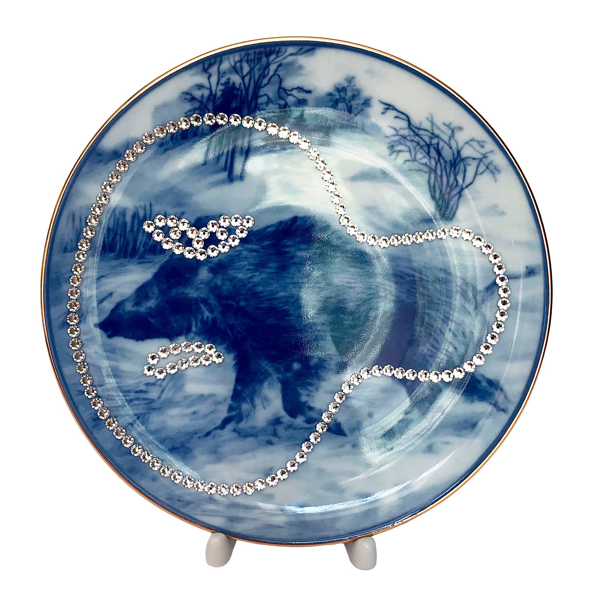 Тарелка с изображением кабана и кристаллами Swarovski — «Кабанья тропа», 19 см