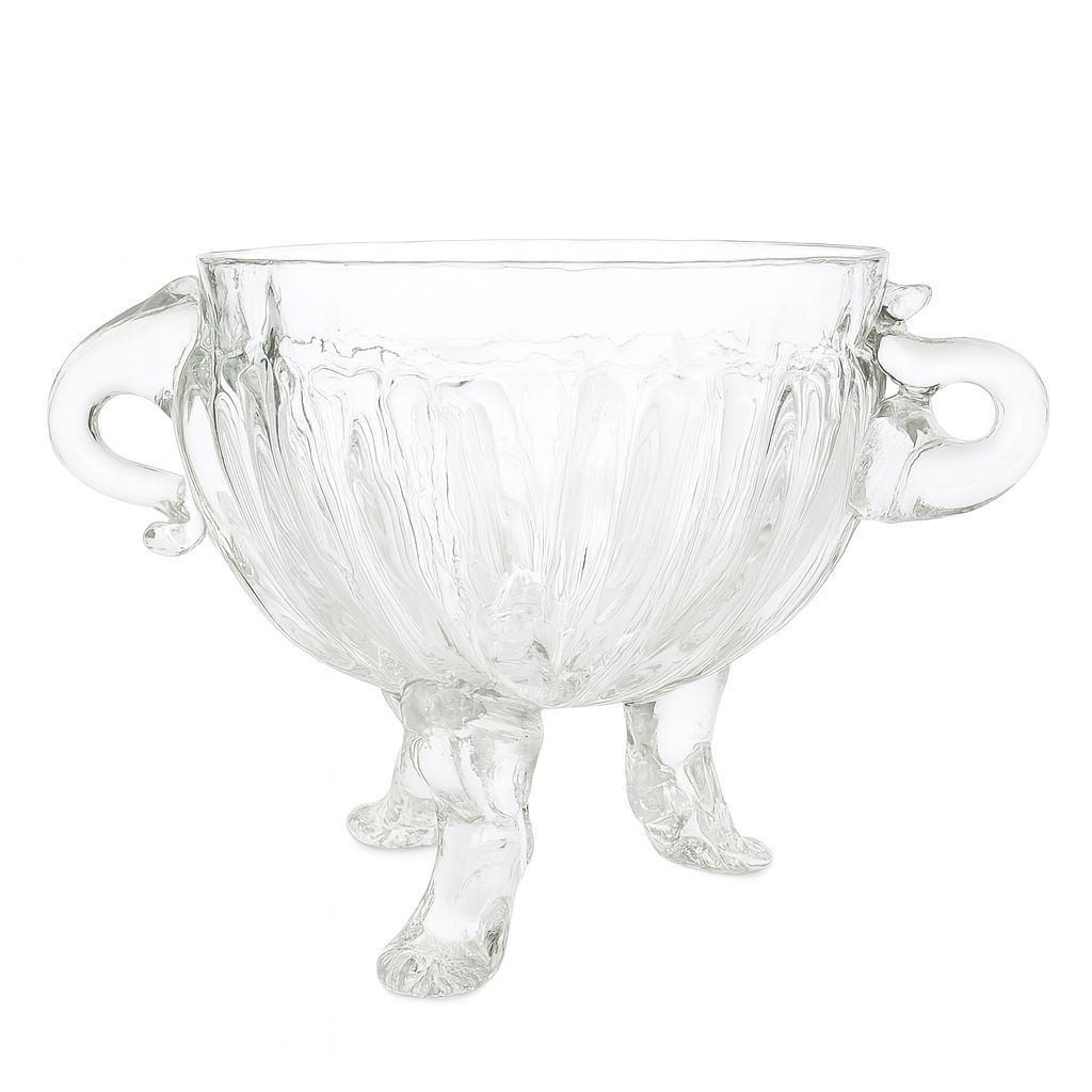 Чаша «Маленькая принцесса» на лапках с декоративными ручками
