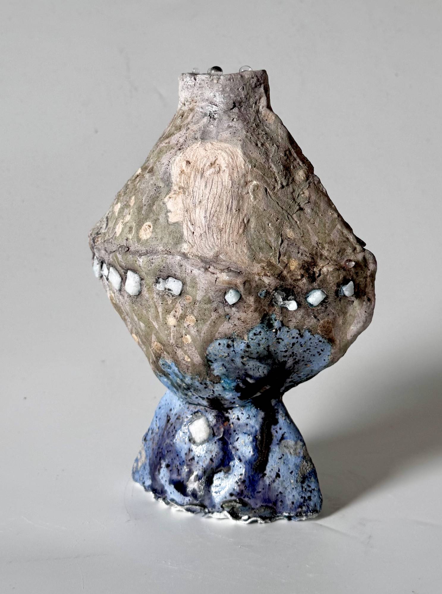 Керамическая ваза «Синева» с синим узором, современный арт-декор