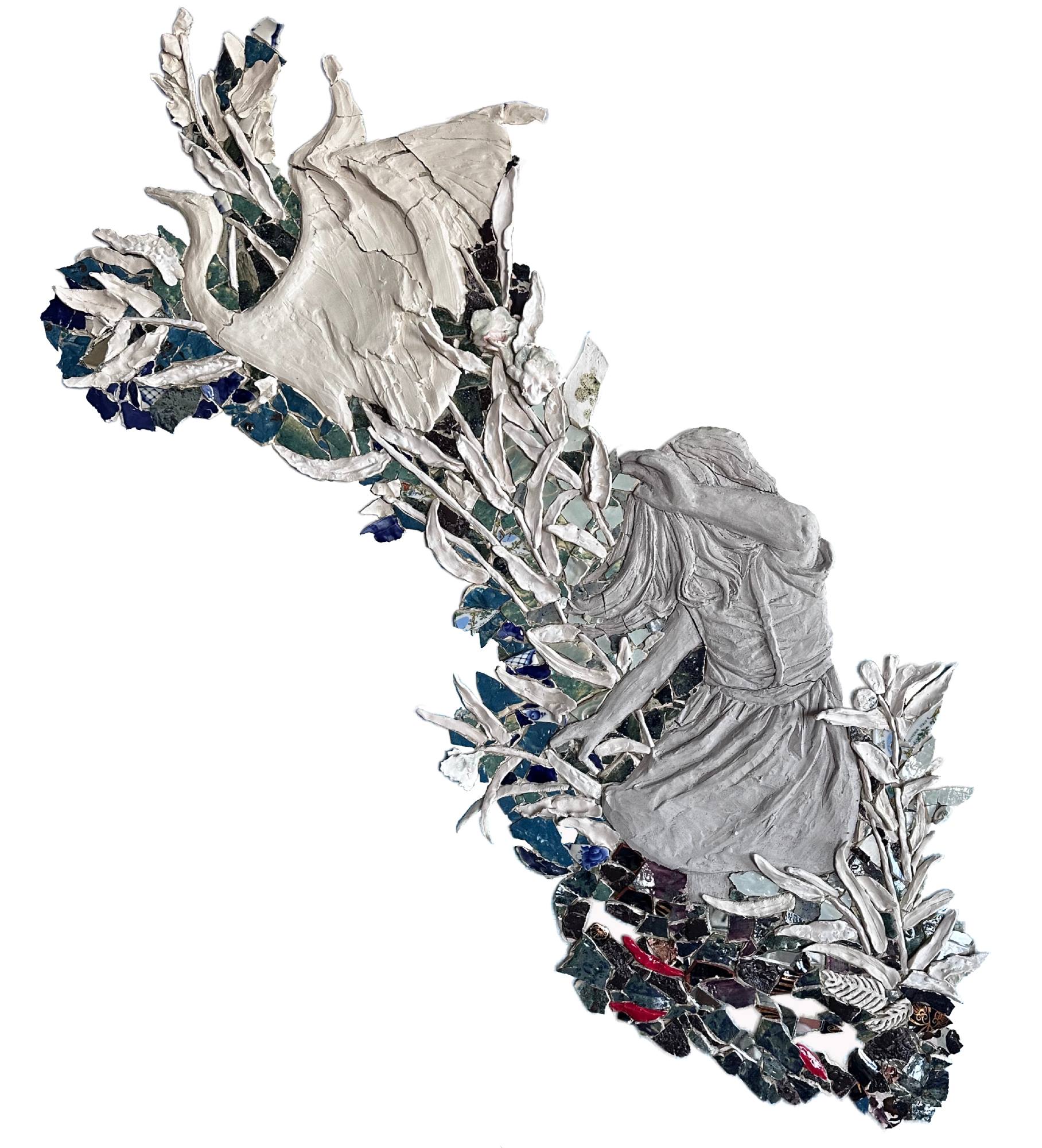 Керамическая скульптура «Ветер» с фигурой и элементами природы